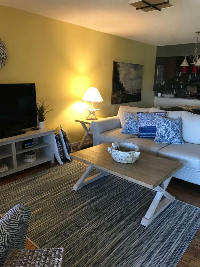 180 Ocean Hibiscus Drive Villa Butler Beach Buitenkant foto
