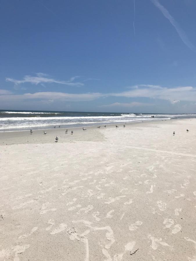 180 Ocean Hibiscus Drive Villa Butler Beach Buitenkant foto